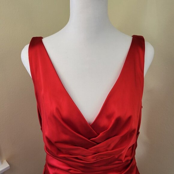 Boston Proper Sleeveless V-Neck Form Fitting Satin Red Dress Womens Siz 12 - Picture 3 of 14
